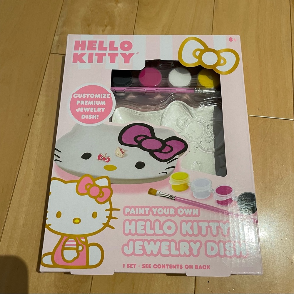 NIB hello kitty jewelry dish - Picture 3 of 4